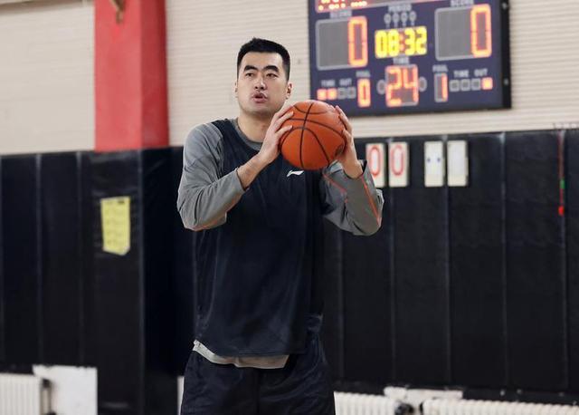 CBA｜张兆旭出任宁波队助理教练 将与刘晓宇共同辅佐哈里斯